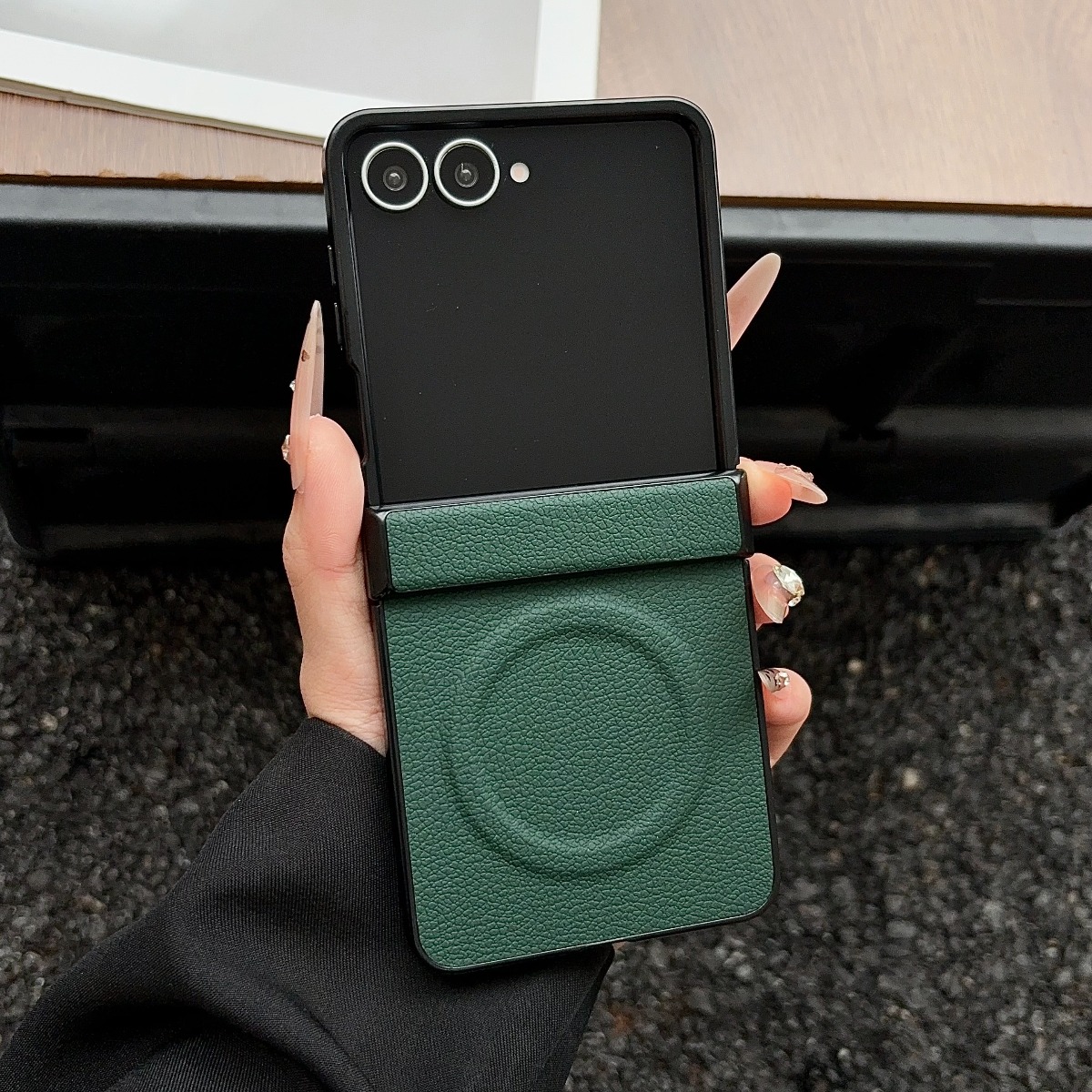 Custodia di lusso in pelle mag - Flip Leather Case recensione e prezzo