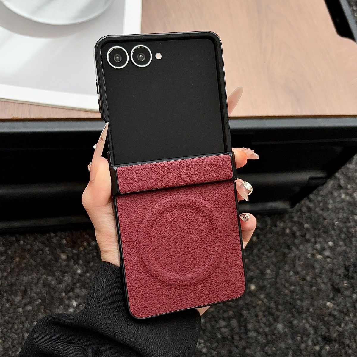 Custodia di lusso in pelle mag - Flip Leather Case recensione e prezzo
